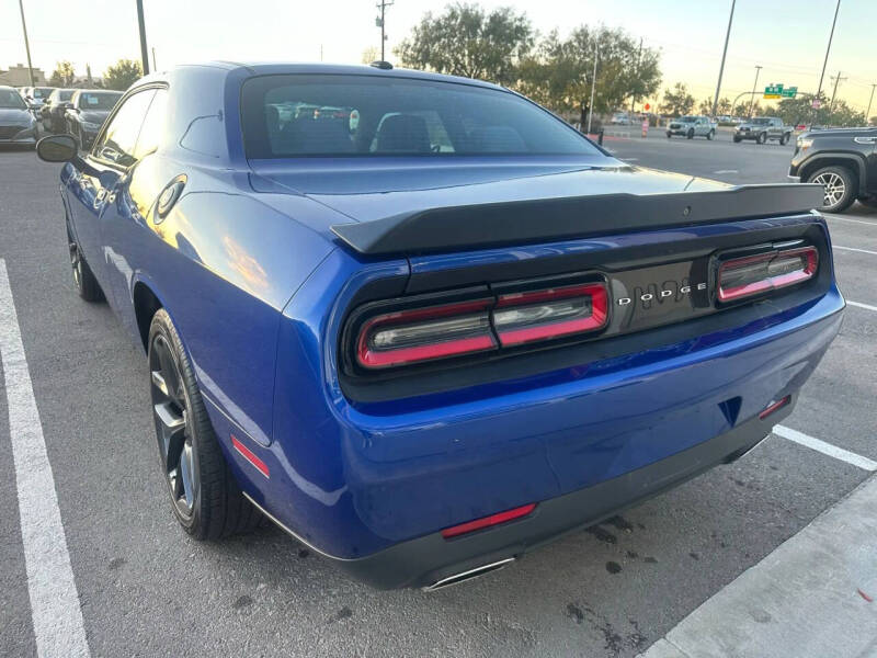 2019 Dodge Challenger SXT