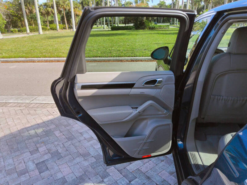 2014 Porsche Cayenne