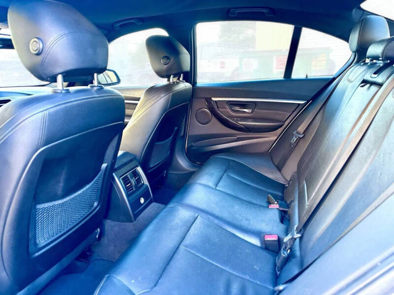 2016 BMW 3 Series 328i