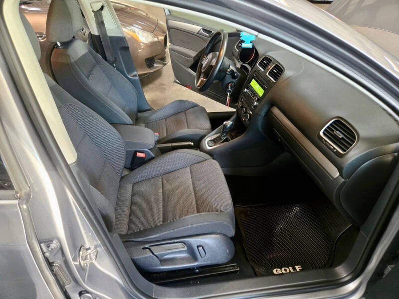 2013 Volkswagen Golf 2.5L PZEV