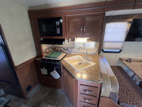 2014 Ford E-Series E-450 SD