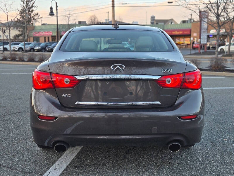 2014 Infiniti Q50 Premium