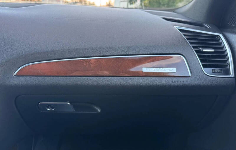 2012 Audi Q5 2.0T quattro Premium Plus