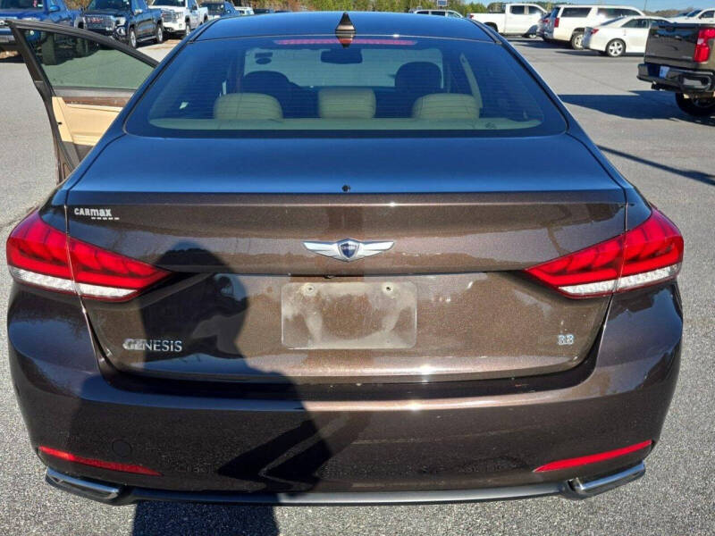 2016 Hyundai Genesis