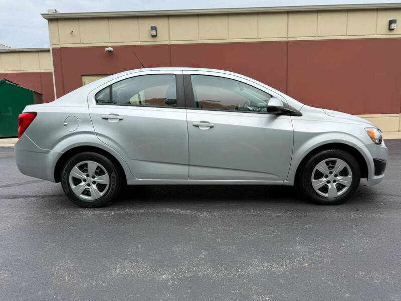 2013 Chevrolet Sonic LS Auto
