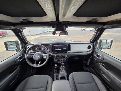 2024 Jeep Gladiator Sport S