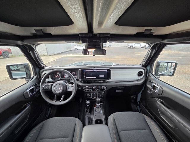 2024 Jeep Gladiator Sport S