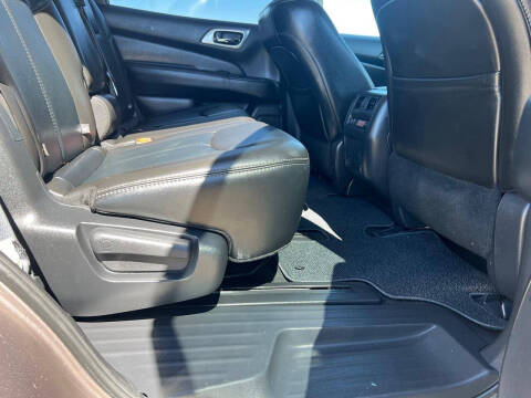 2014 Nissan Pathfinder SL