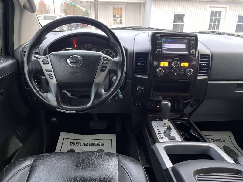 2013 Nissan Titan SL