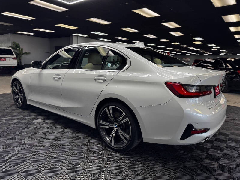 2019 BMW 3 Series 330i