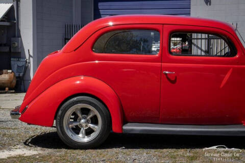 1937 Ford Tudor