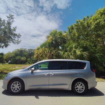 2017 Chrysler Pacifica LX