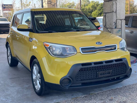 2015 Kia Soul +