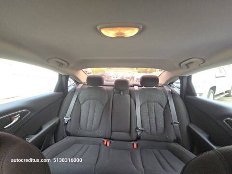 2017 Chrysler 200 LX