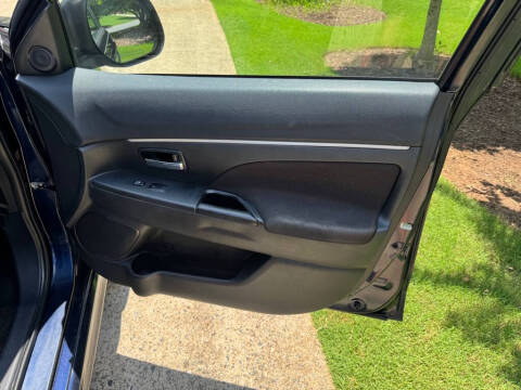 2011 Mitsubishi Outlander Sport SE