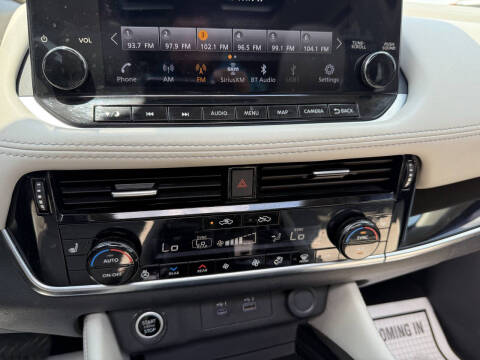 2023 Nissan Rogue SL