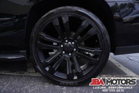 2019 Cadillac Escalade Luxury