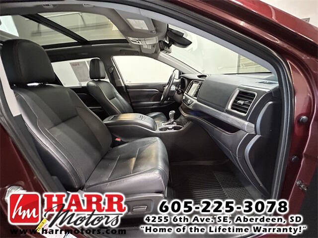 2019 Toyota Highlander Limited Platinum