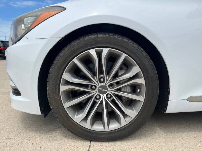 2015 Hyundai Genesis