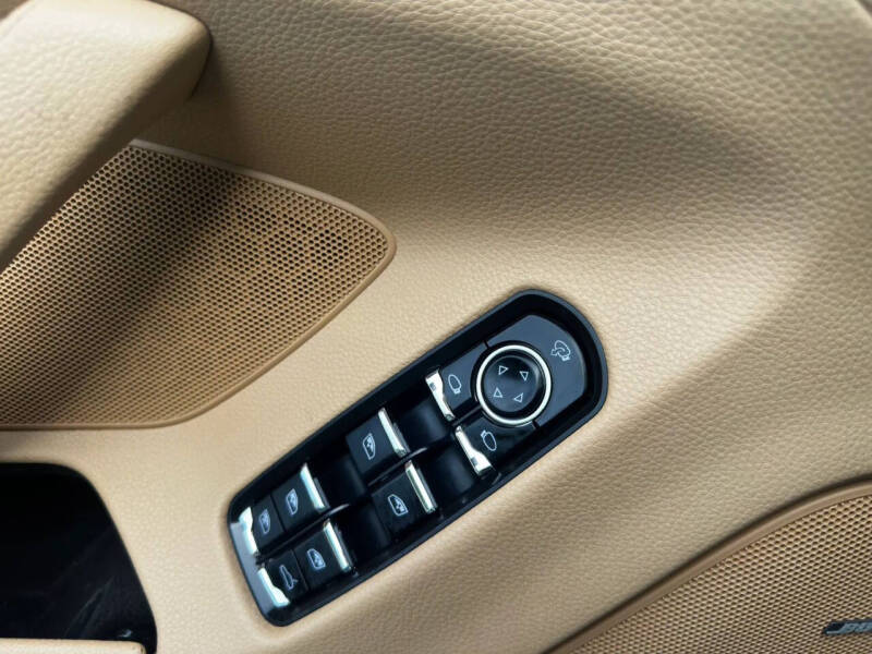 2012 Porsche Panamera