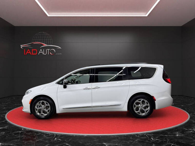 2023 Chrysler Pacifica Limited