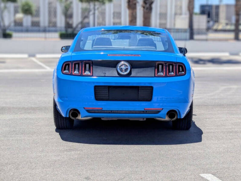 2013 Ford Mustang V6