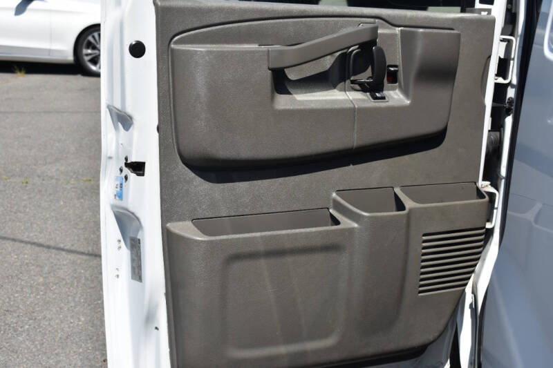 2018 Chevrolet Express 2500