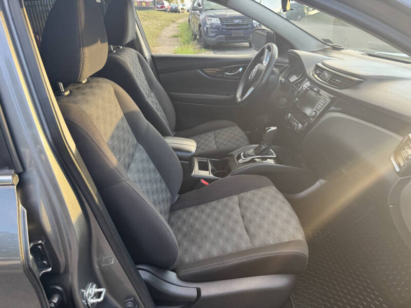 2020 Nissan Rogue Sport SV