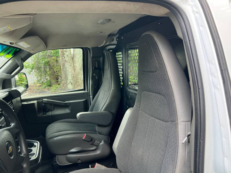 2020 Chevrolet Express 2500