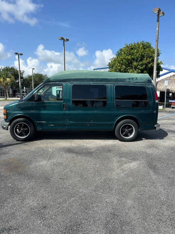 1997 GMC Savana for sale at WHEELZ AND DEALZ, LLC in Fort Pierce FL