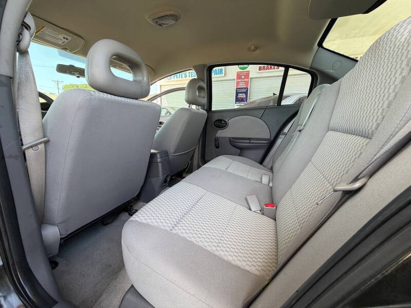 2006 Saturn Ion 2
