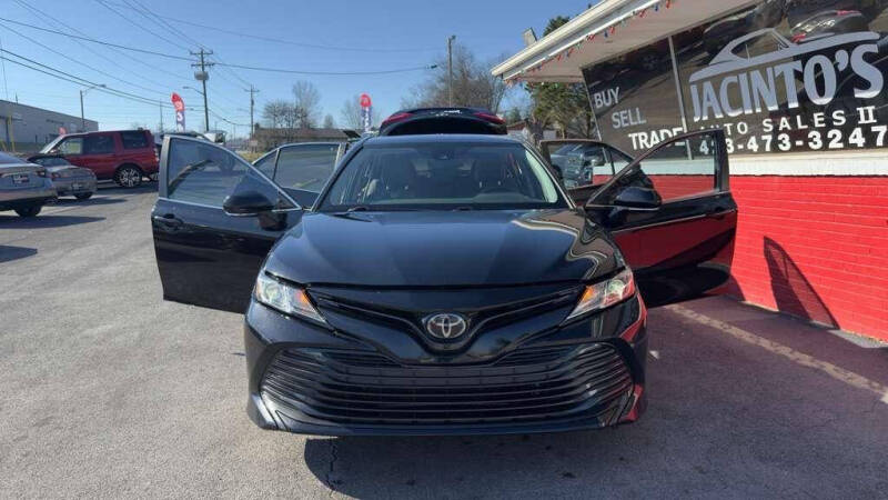 2020 Toyota Camry LE