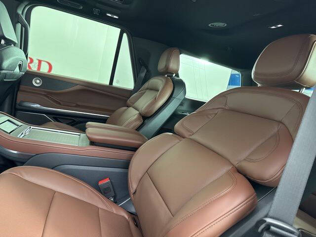 2025 Lincoln Navigator Reserve