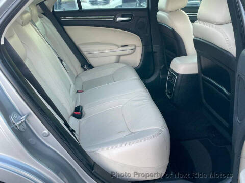 2016 Chrysler 300 Limited Anniversary