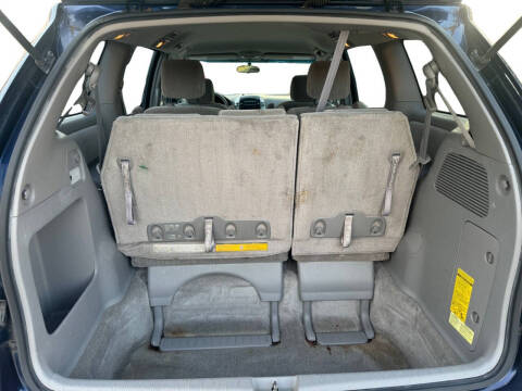 2007 Toyota Sienna CE 7-Passenger
