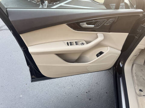 2019 Audi Q7 quattro SE Premium 55 TFSI