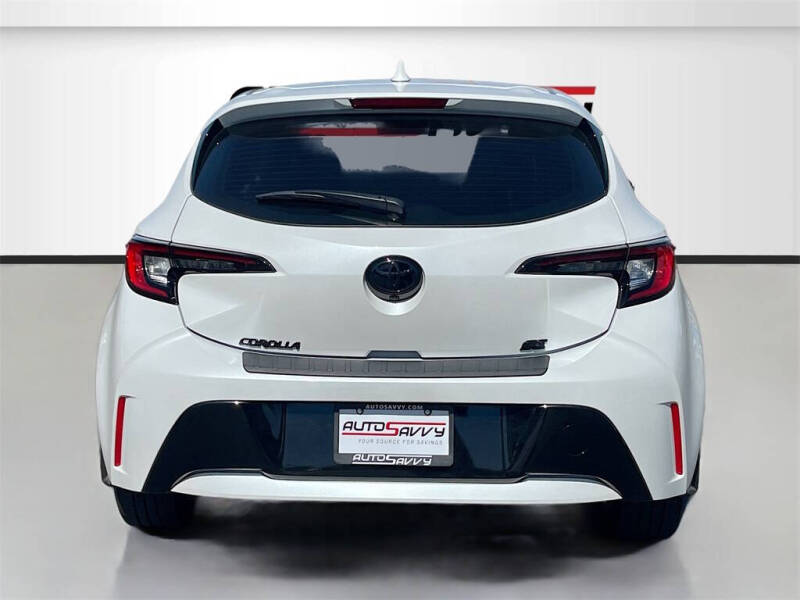 2025 Toyota Corolla Hatchback SE