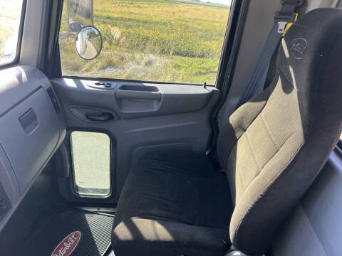 2014 Peterbilt 348