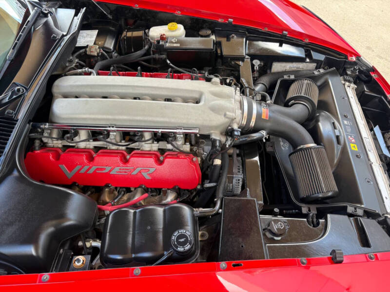 2004 Dodge Viper SRT-10