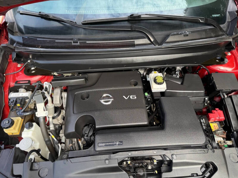 2015 Nissan Pathfinder SV
