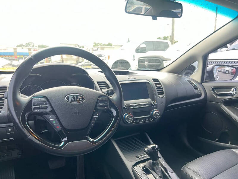 2017 Kia Forte EX