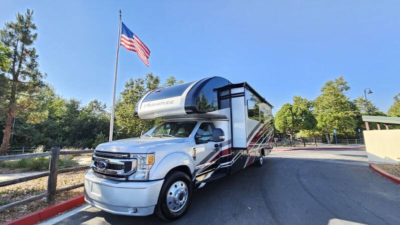 2024 Thor Motor Coach Magnitude LV35 for sale at Classic Man / Diesel RVs and Classics in Ramona CA