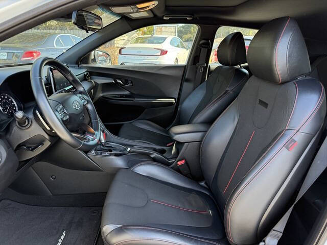 2021 Hyundai Veloster 2.0L Premium