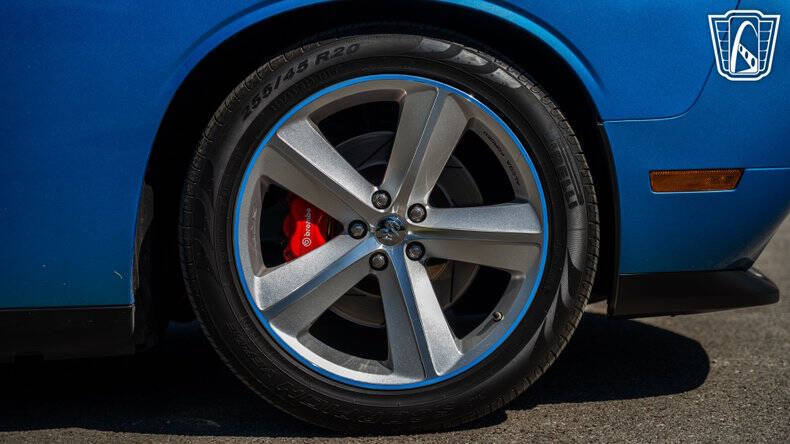 2010 Dodge Challenger SRT8