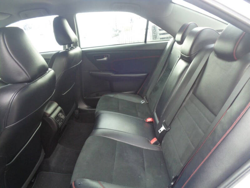 2016 Toyota Camry XSE