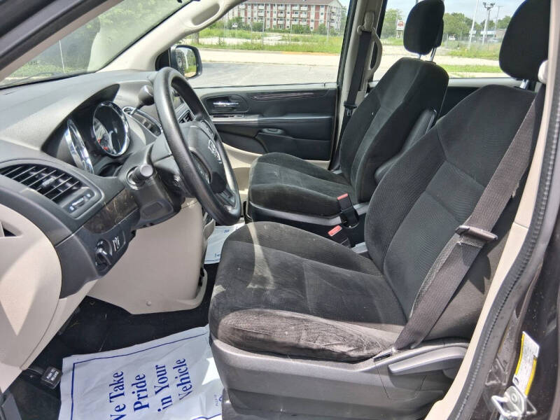 2016 Dodge Grand Caravan American Value Package