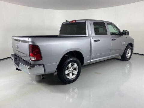 2022 RAM 1500 Classic SLT