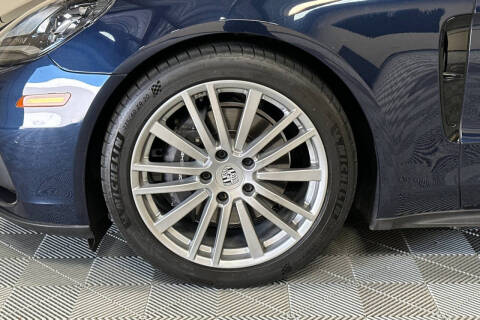 2019 Porsche Panamera