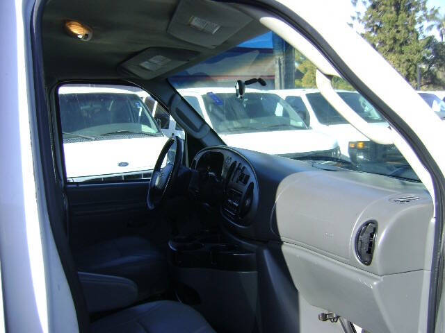 2008 Ford E-Series E-150 XL