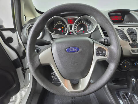 2012 Ford Fiesta SE